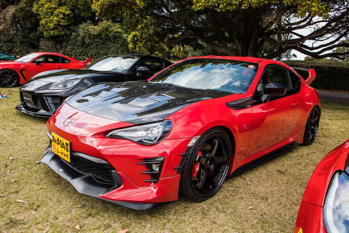 SUPER GTのマシンに憧れ初めての愛車にトヨタ「86」を選択