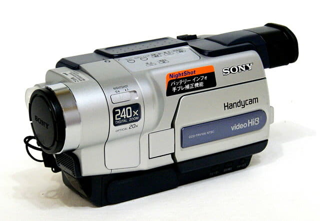 Used]SONY SONY CCD-TRV106K Hi8 video camera (high eight Handycam