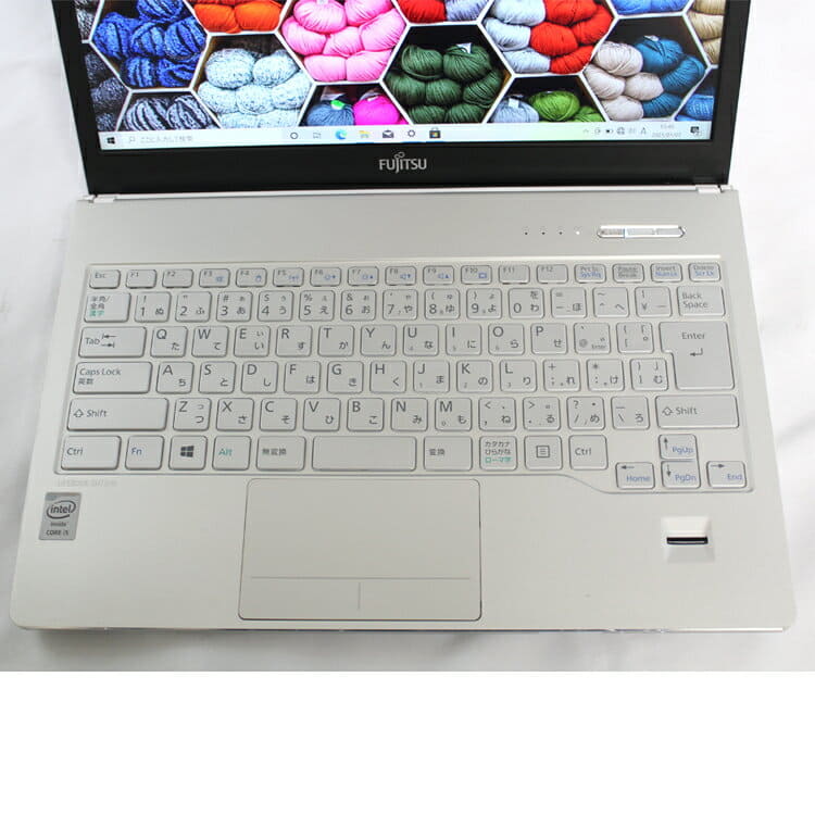 Used]Fujitsu FUJITSU LIFEBOOK SH90/M FMVS90MW Core i5 memory 4GB