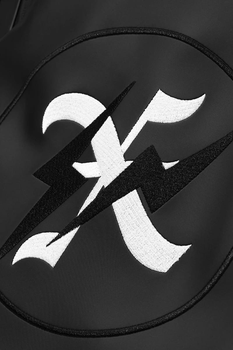 GOD SELECTION XXX x fragment design Vessel Golf Bag | Hypebeast