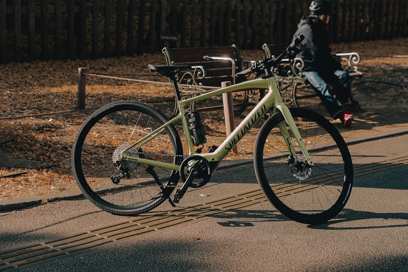 スペシャライズドのE-バイク VADO SL4.0を東京の街で試乗 | Hypebeast.JP