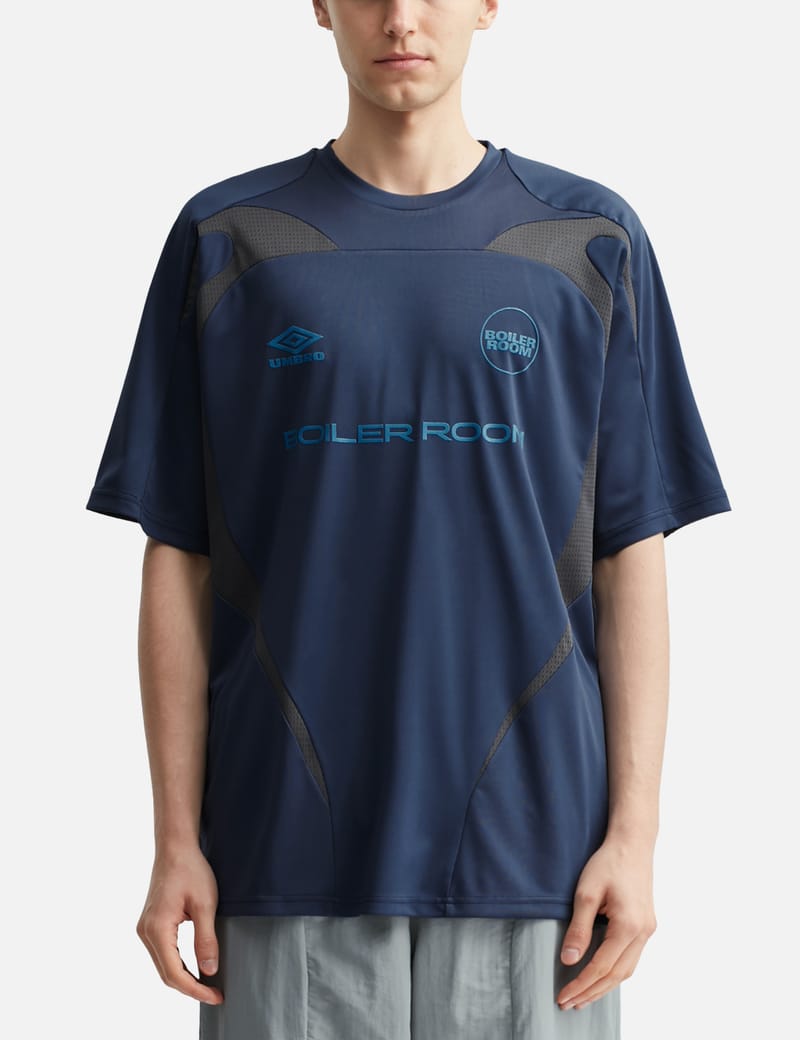 ボイラールーム - BOILER ROOM X Umbro Football T-Shirt | HBX