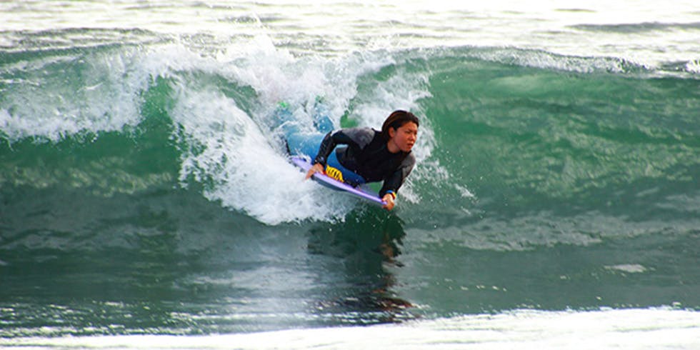 ボディボードとサーフィン、ウェイクボードとの違いって？