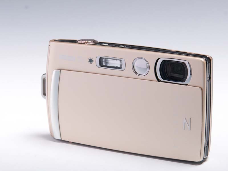 シンプルで分かりやすい“スマホの友” 富士フイルム「FinePix Z1000EXR