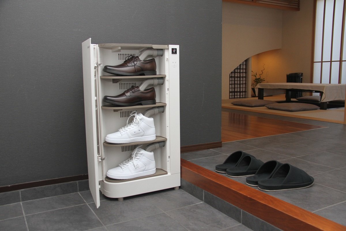 シャープの消臭・除菌ができる靴箱 普及の壁は「価格」と「大きさ