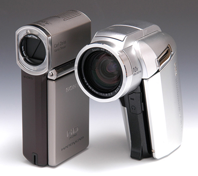 日常のヒトコマを手軽に動画で――ソニー「HDR-TG1」：レビュー（1/5