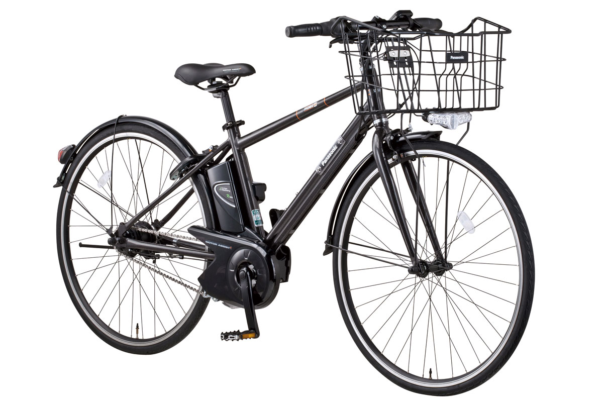 ビジネスバッグがすっぽり入る前カゴ、電動アシストクロスバイク