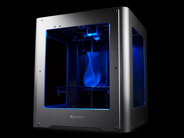 オープンキューブ、家庭用の国産3Dプリンタ「SCOOVO」に高精細プリント