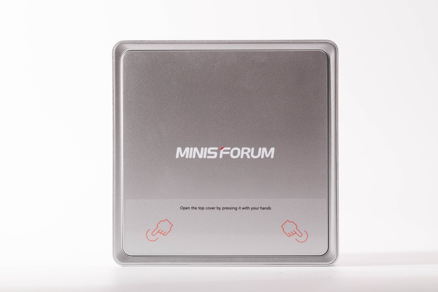 Core i9搭載のミニPC「Minisforum NAB9」は最大4画面出力に対応