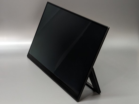 有機EL採用でスタイラスも付属！ ペンタブレットのように使える4K対応