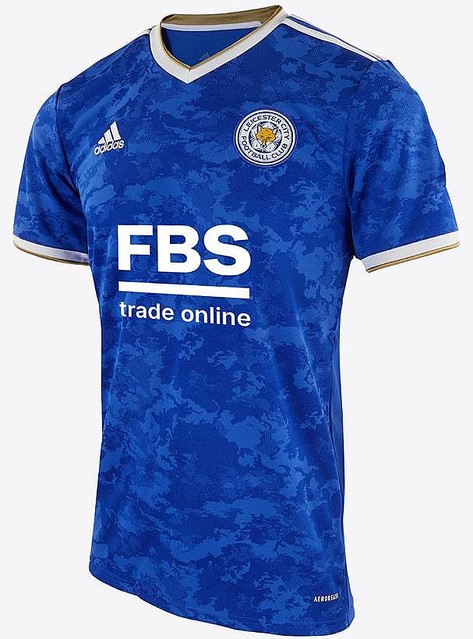 レスター・シティ、2021-22新ユニフォーム発表！胸に「NEWスポンサー