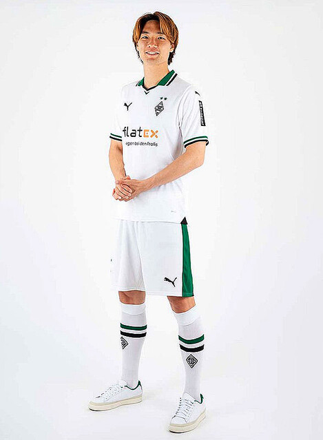 主役は板倉！ボルシアMGが23-24新ユニを発表 「黄金期」を落とし込む