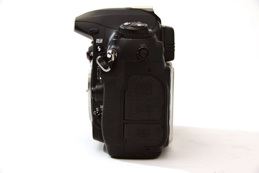 ニコン D200ボディ 中古カメラ・レンズ販売サイト | メディアジョイカメラ