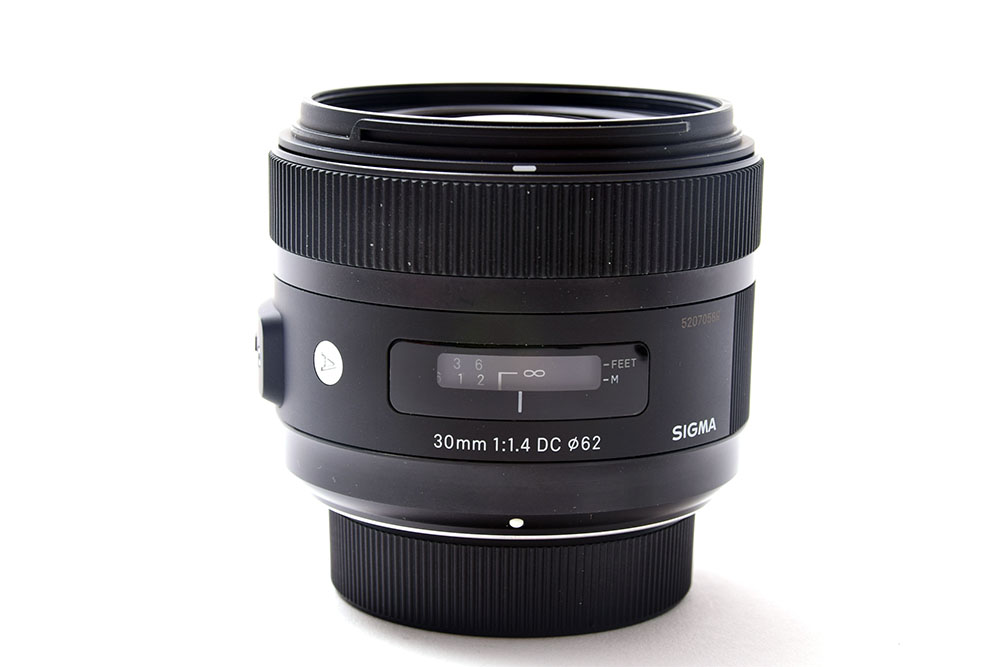 シグマ 30mm F1.4 DC HSM Art(ニコンFマウント) 中古カメラ・レンズ
