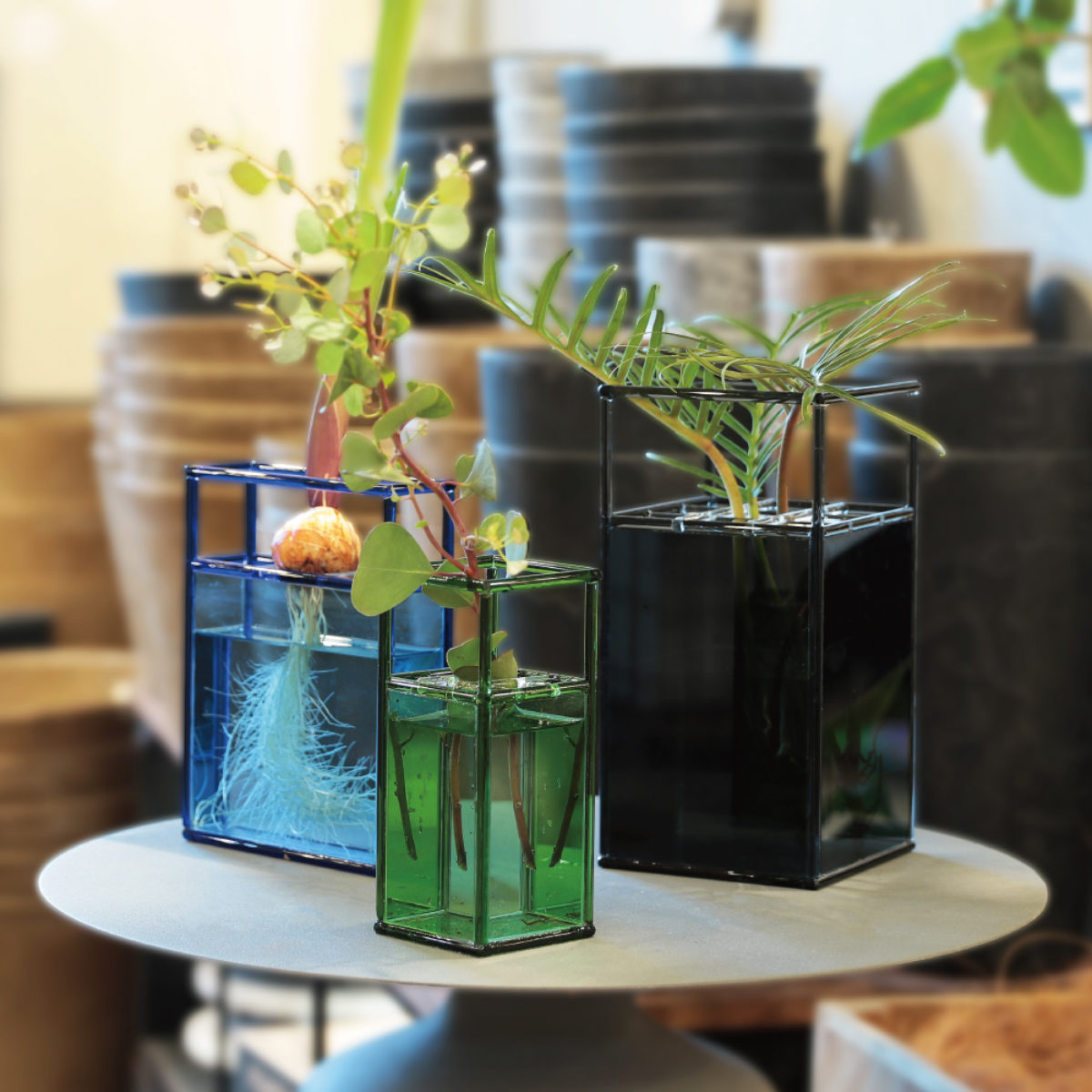 楽天市場】花瓶 マーハ ベース グリーン （ 花ビン 花びん 花器