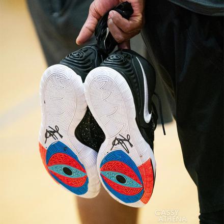 リーク】ナイキ カイリー 6 ブラック/ホワイト - スニーカーウォーズ