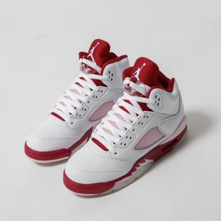 海外10月9日発売予定】ナイキ エアジョーダン 5 レトロ GS ホワイト