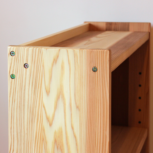 杉の本棚 中 裏板 木製 スギ無垢 書棚 ロータイプ ブックシェルフ