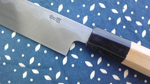 柳刃包丁 八寸 安来鋼青紙 本職用