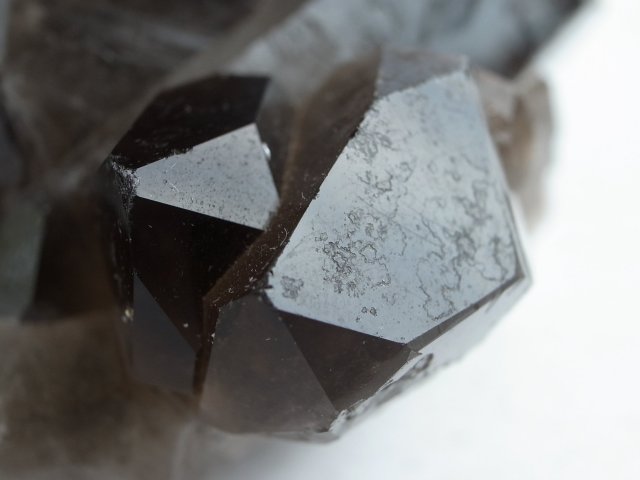 高品質 黒水晶 (モリオン) クラスター原石 重さ約266g 最強の魔除け