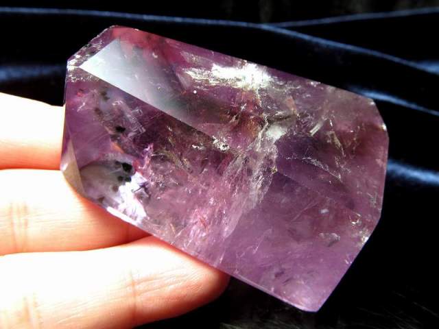 星状ロマネシュ鉱入り!超透明! 不定形 アメジスト ポリッシュ 原石置物