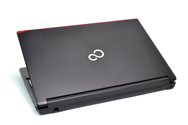 ノートパソコン 中古 富士通 LIFEBOOK A576/P Core i5 6300U SSD256G