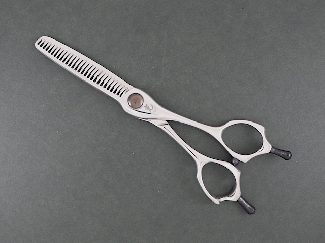心 SK2-611 美容師用 理容師用 トリマー用 中古セニング ハサミ屋はやし