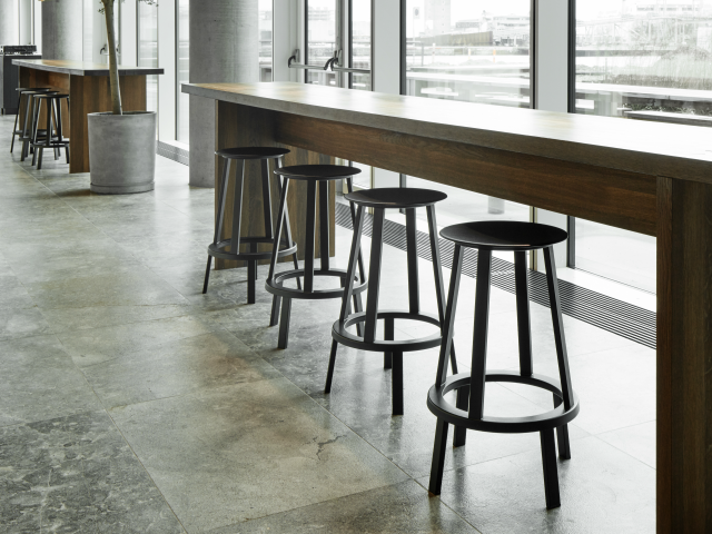 Revolver bar stool リボルバーバースツール HAY ヘイ／スチール カフェ