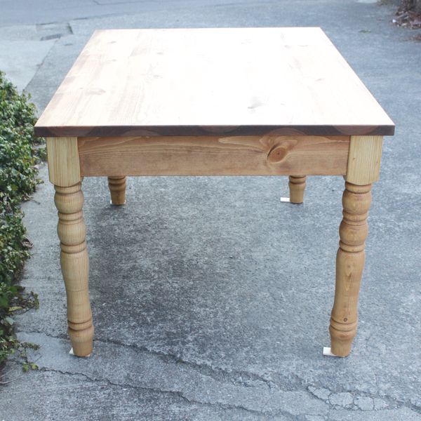 ろくろ脚ダイニングテーブル・引き出し付き・120cm×80cm