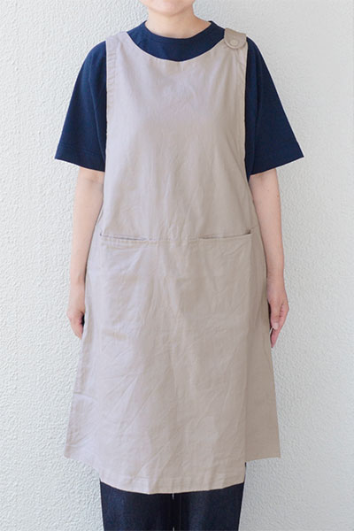 かぶりリネンエプロン 綿麻ムラ糸サージ オーバーエプロン(全2色
