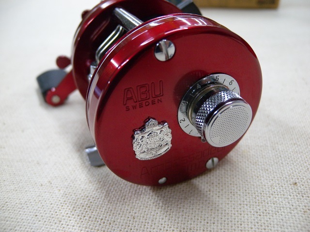 ABU アブ Abu Garcia ambassadeur 1500C（RED) アンバサダー ベイト