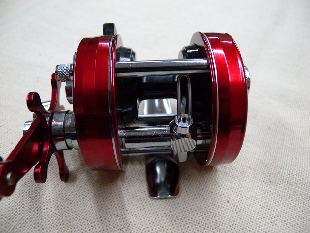 ABU アブ Abu Garcia ambassadeur 1500C（RED) アンバサダー ベイト