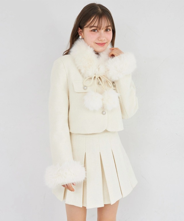 ファーティペット付きツイードジャケット×ミニスカートセットアップ