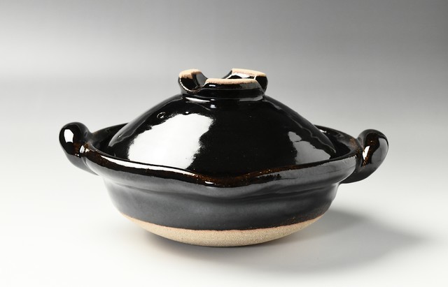 伊賀焼土楽 口付黒鍋7寸 ｜ 暮らしのうつわ花田 和食器 通販