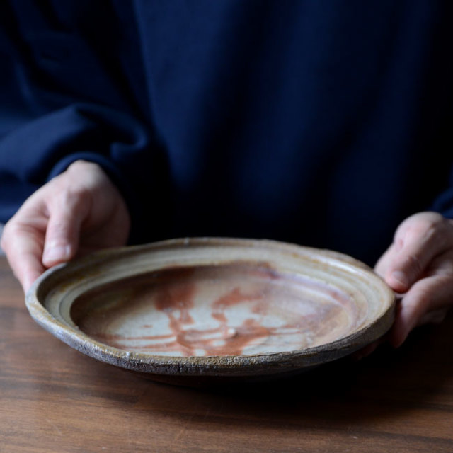 備前焼緋襷皿（CR-003） 作家「クリストファーレイヴェンホール」