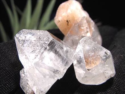 ☆希少な結晶ポイント！☆強力な浄化の石☆ゼオライトグループの結晶