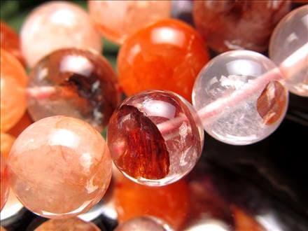 ☆一連☆赤水晶☆天然レッドクリスタル【レッドガーデン、レッド