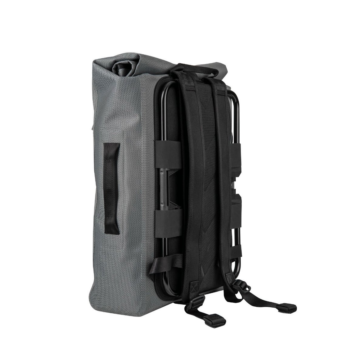 Brompton x Bear Grylls Waterproof Backpack（フロント