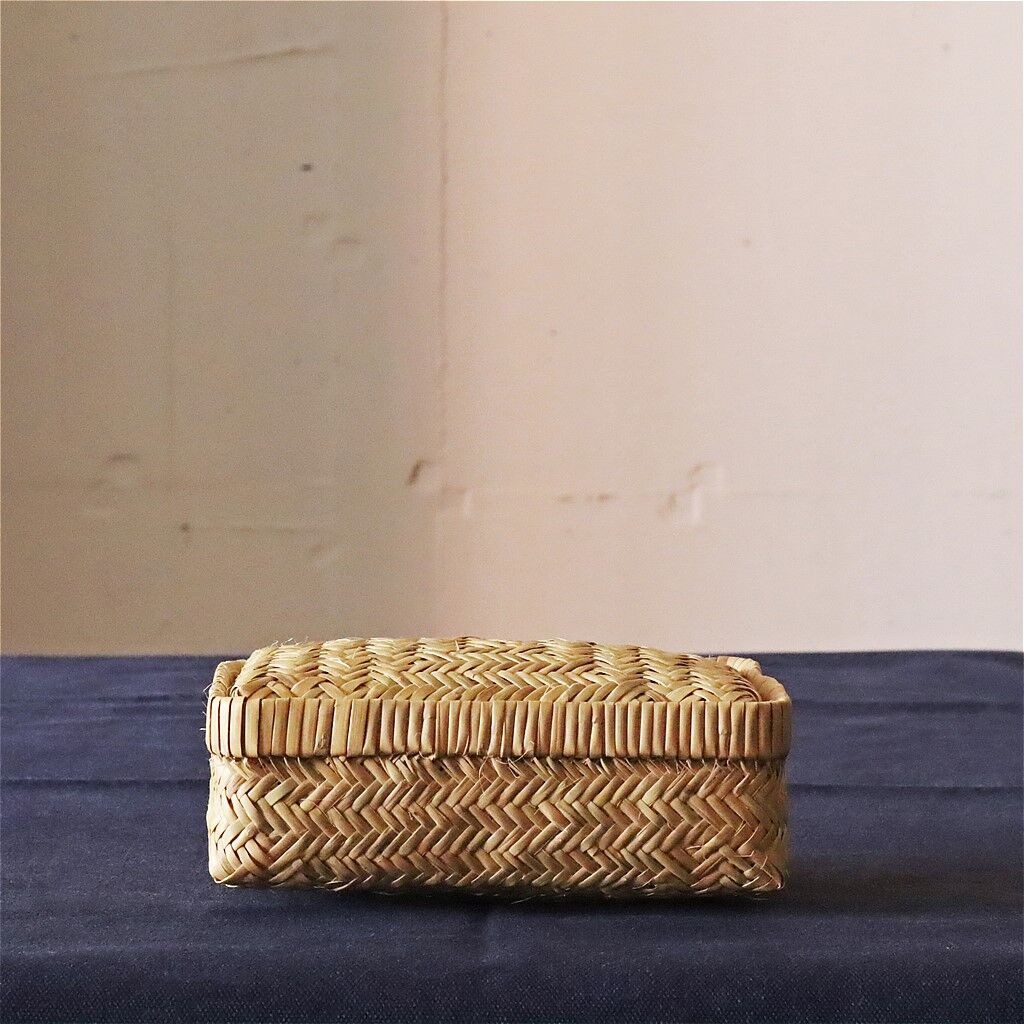 岩手県 一戸鳥越 スズ竹細工 小文庫 小 | MARKUS