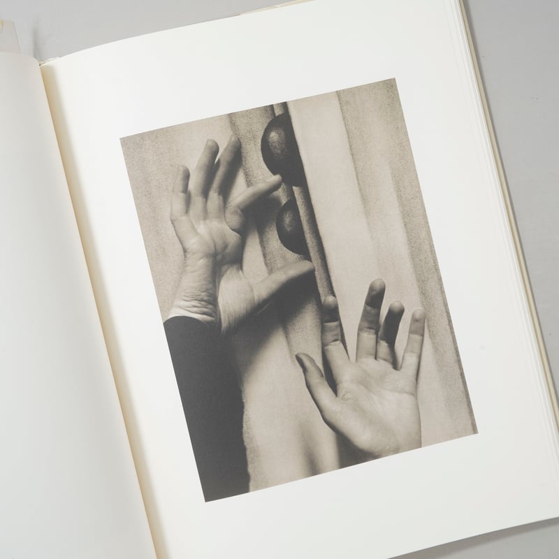 GEORGIA O'KEEFFE A PORTRAIT BY ALFRED STIEGLITZ