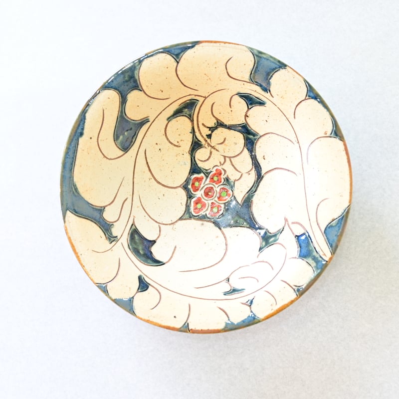 沖縄の器・やちむん・壺屋焼】 國場陶芸 赤絵 8寸皿 B | 沖縄のうつわ