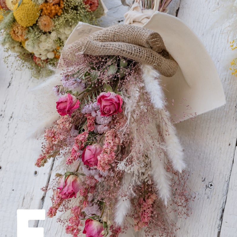 ドライフラワースワッグE バラ入りピンク系 | ドライフラワーと