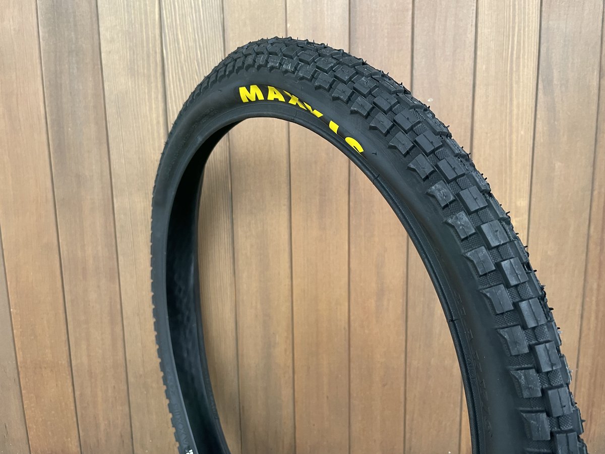 MAXXIS Holly Roller（ホーリーローラー） 24×2.40 | IKKEI B