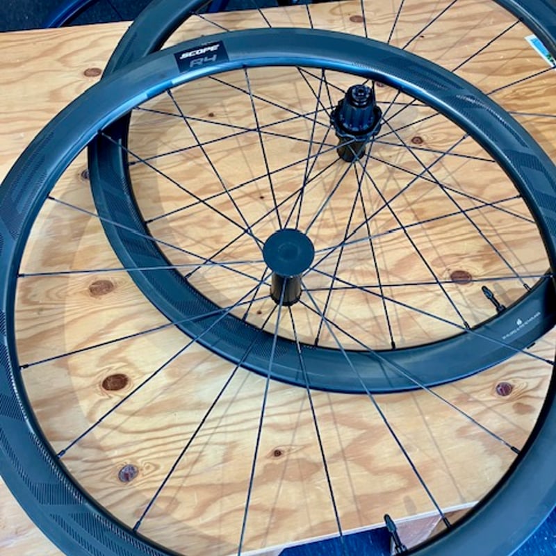 SCOPE R4 リムブレーキ用（チューブレスOK）シマノボディ | ピオニエーレ