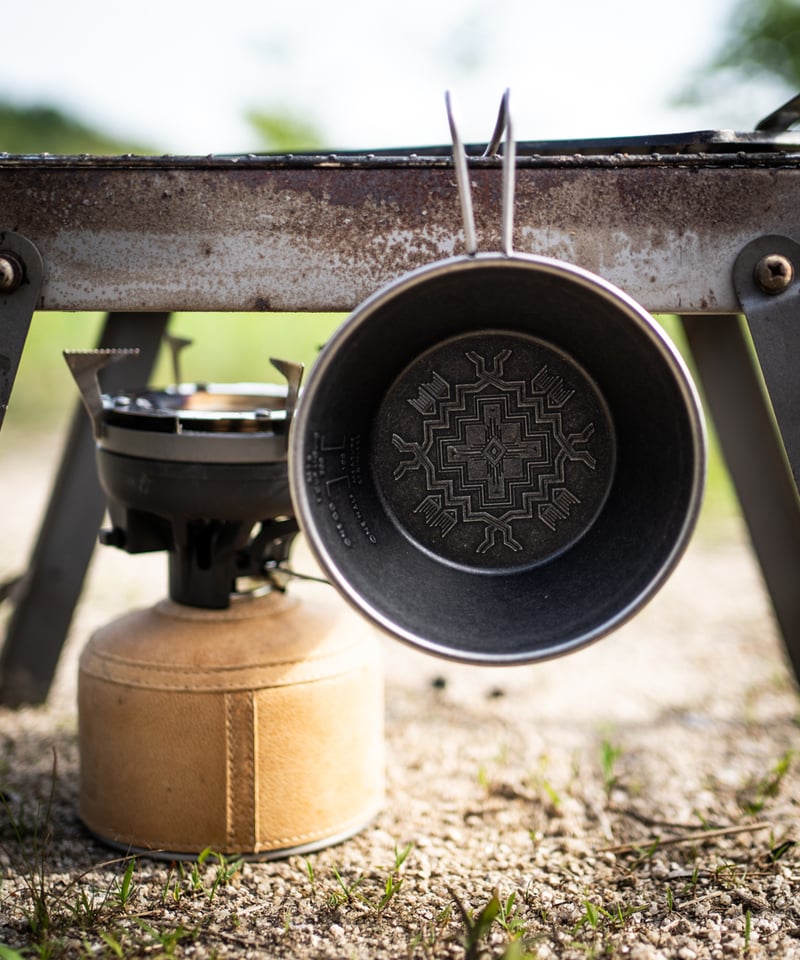 VINTAGE BLACK SIERRA | old mountain