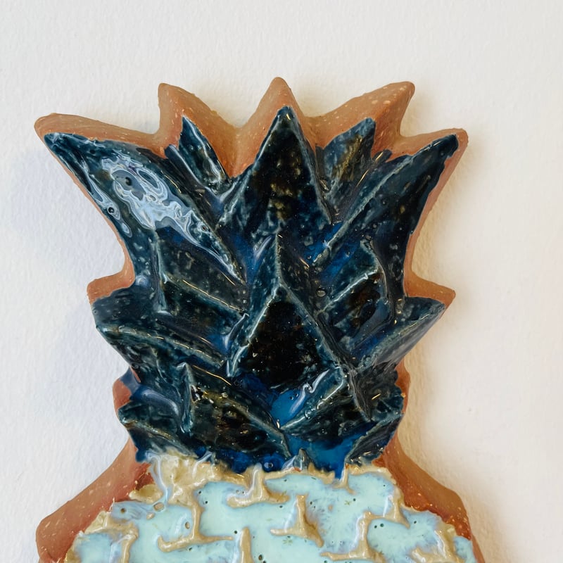 Gabi Citron-Tengborg】淡い水色のパイナップル《Jie Gantofta》