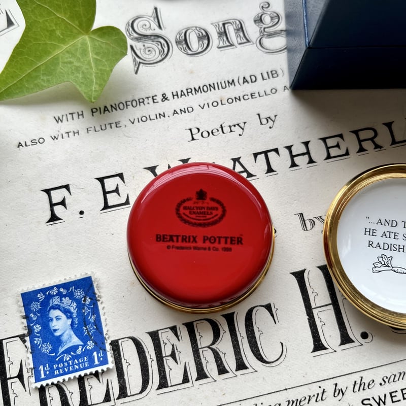 ○ab-193/ハルシオンデイズ ピーターラビットのエナメルボックス