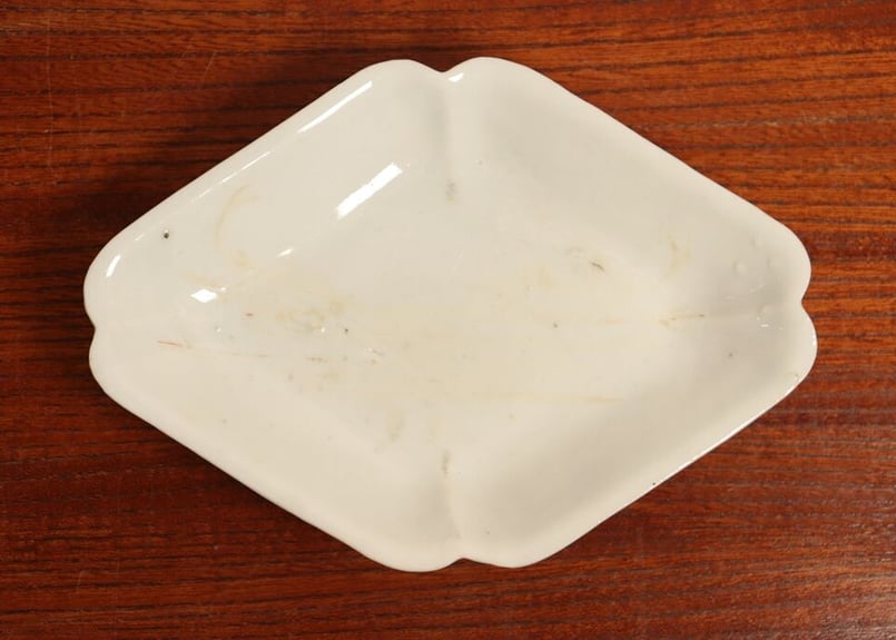 江戸中期古九谷金銀彩鮎図菱型皿 色スレ④ | 吉祥寺PukuPuku