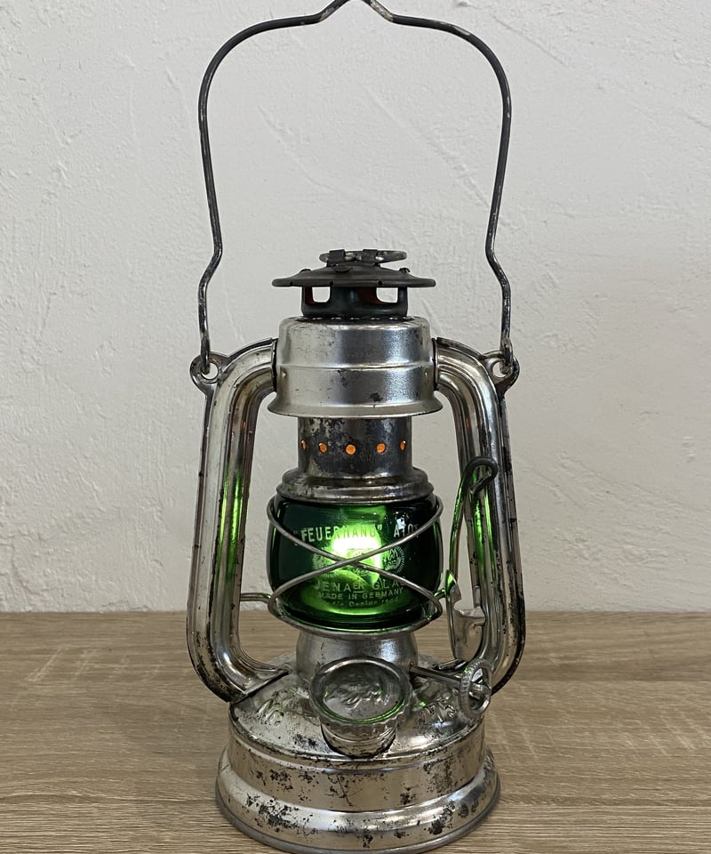 レアアイテム‼️幻級‼️FEUERHAND Nr.75 ATOM レアボディ＆グリーン