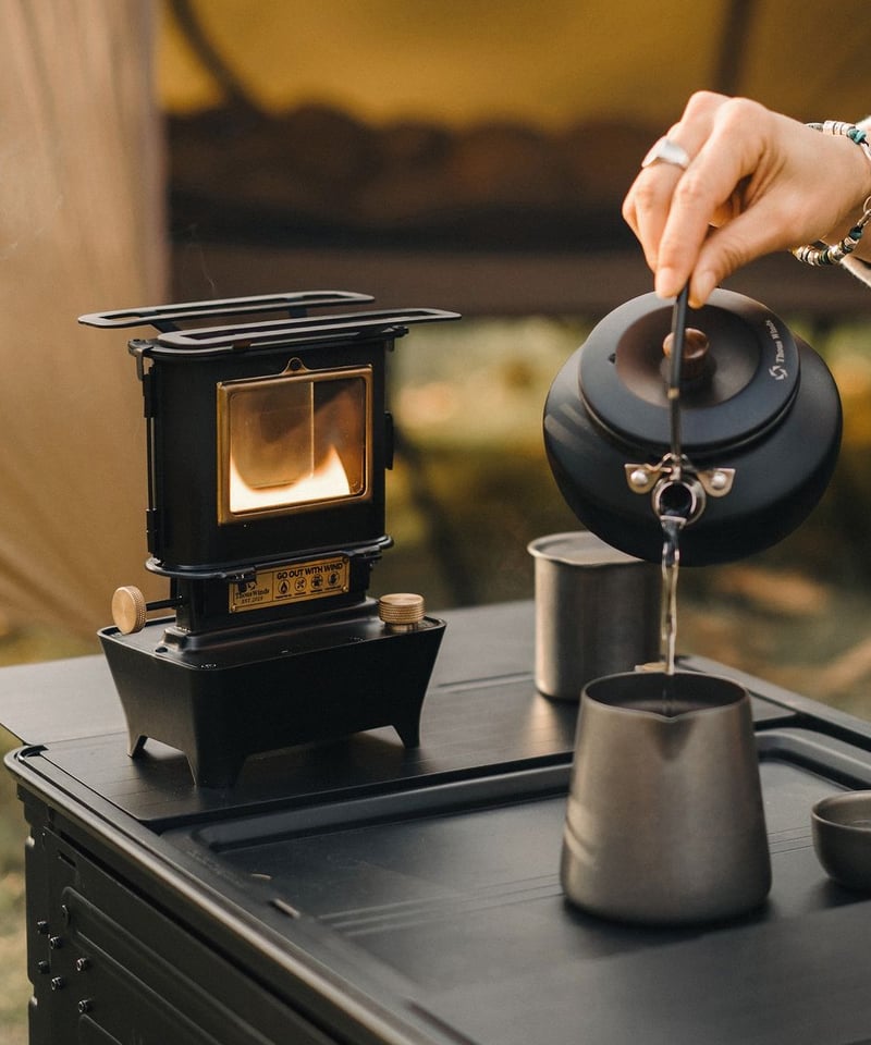 アイロンストーブ復刻『ThousWinds-ファイヤーダンスストーブ